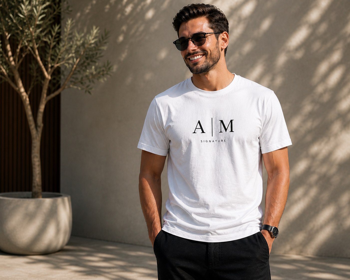 AM SIGNATURE CLASSIC LOGO T-SHIRT - WHITE